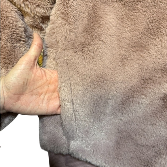 Athleta Ritual Jacket Women’s M Mauve Hooded Faux Fur Full Zip Winter Coat - Picture 3 of 11